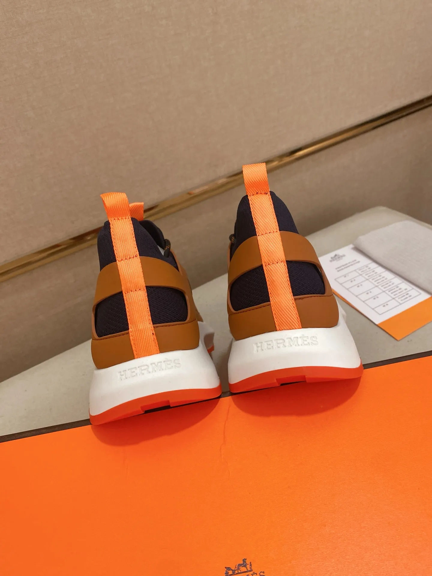Men's clothing and shoes💰: 660💰《HERMES》【Classic Original Version】Hermès; Top 🔝 Purchasing Agency 🔍🔍Men’s latest 🇺🇸 counters are on sale simultaneously, original imported from Italy ▲▲Silk cowhide with breathable fabric ▲▲ (high-end and expensive Qi·Grade) Exquisite workmanship (Italian 🇮🇹Imported water-dyed 🐂cowhide lining) Sole: Original sole provided by the original factory, ⚠️Exclusive double-layer activity·TPR·Rubber·Combined molded outsole; Super·comfortable·wear-resistant·non-slip·environmental protection The real thing is more beautiful when photographed (high quality, following orders). You can enter and leave the counter at will * Number of yards: 38·39·40·41·42·43·44·45